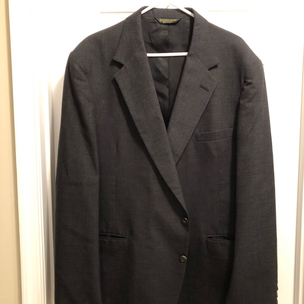 Strathmore Men’s blazer in Large. 100% pure wool.
